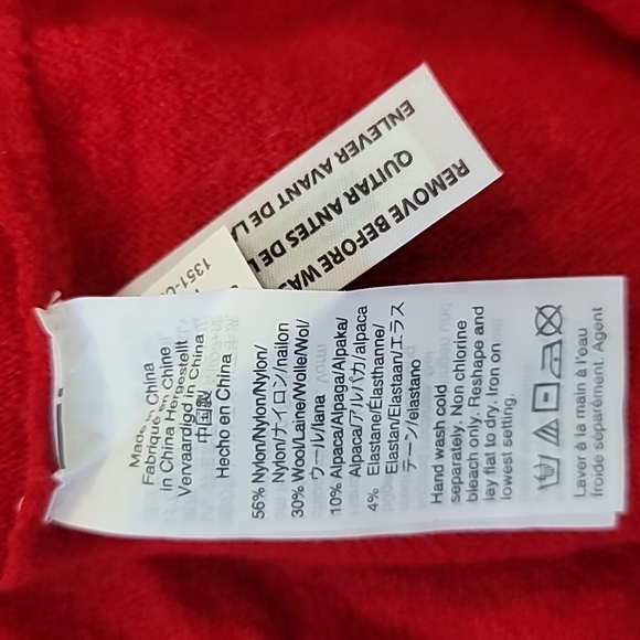 J.CREW Red Boucle Turtle Neck Sweater Size S - Picture 7 of 7